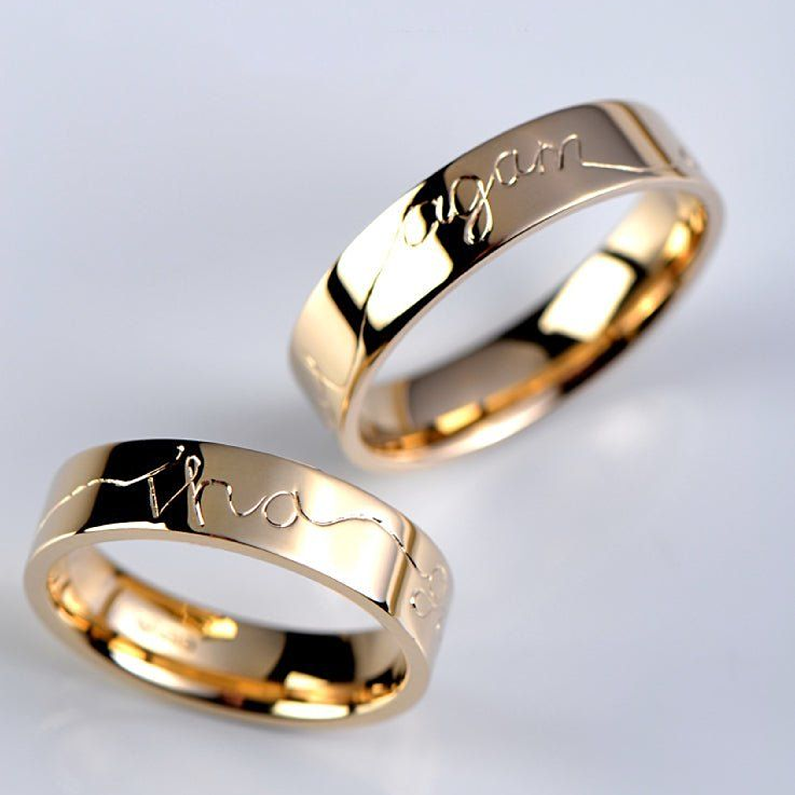 Symboly a jazyky Gravírovanie